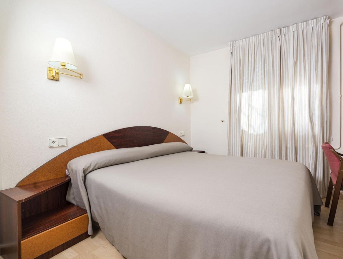 Hotel Gem Wellness & Spa Lloret de Mar Room photo